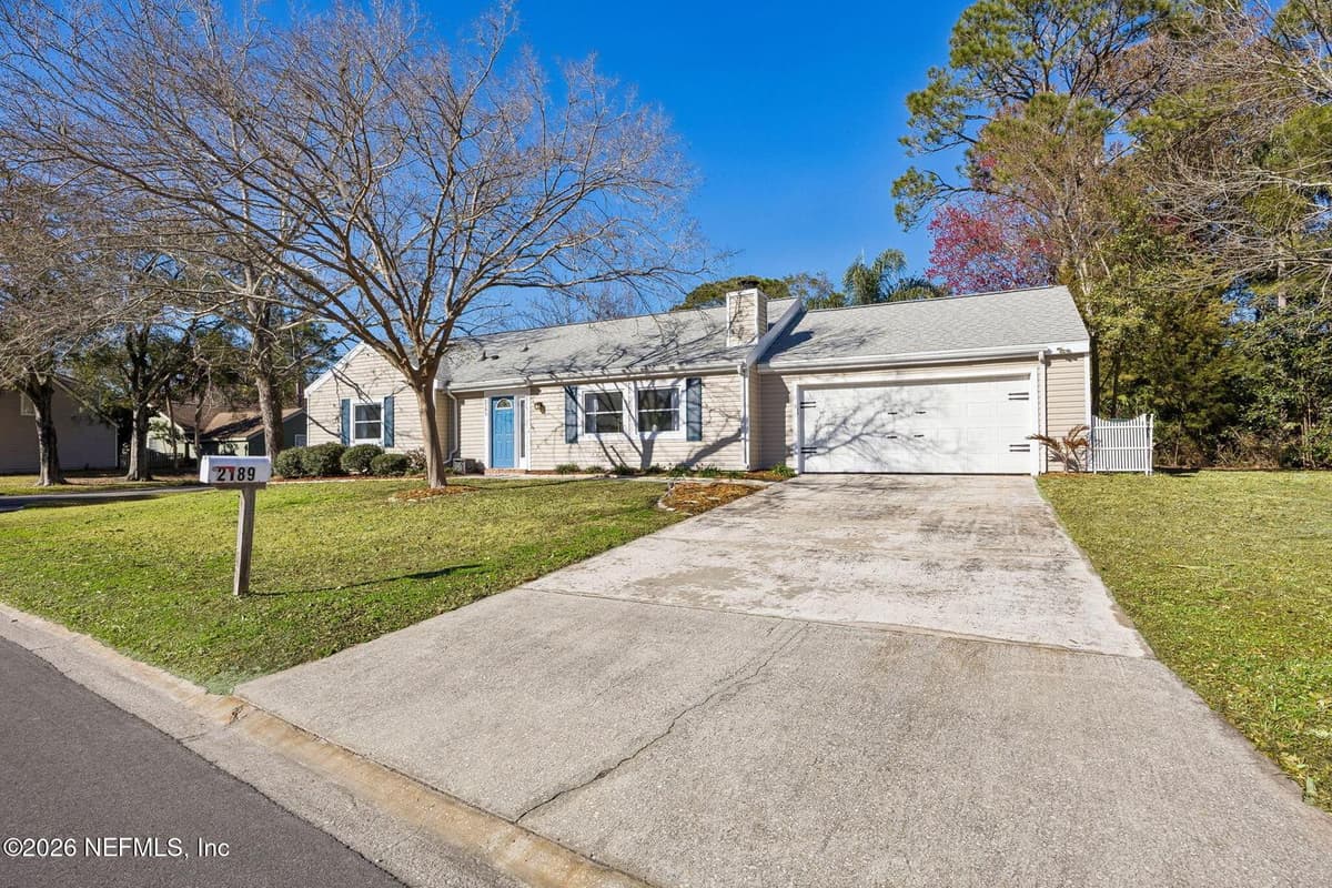 2189 THE WOODS Drive E, Jacksonville, FL 32246 3
