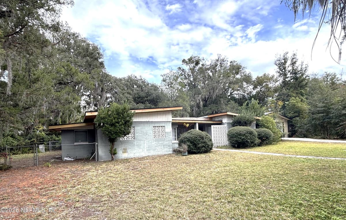 726 ST JOHNS Avenue, Green Cove Springs, FL 32043 2