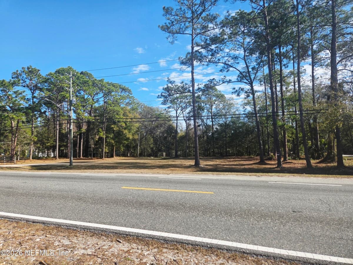 2487 CHAFFEE Road S, Jacksonville, FL 32221 3