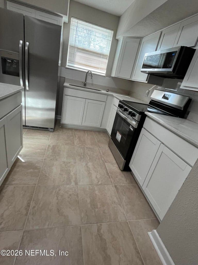 11220 SOFORENKO Drive, Jacksonville, FL 32218 3