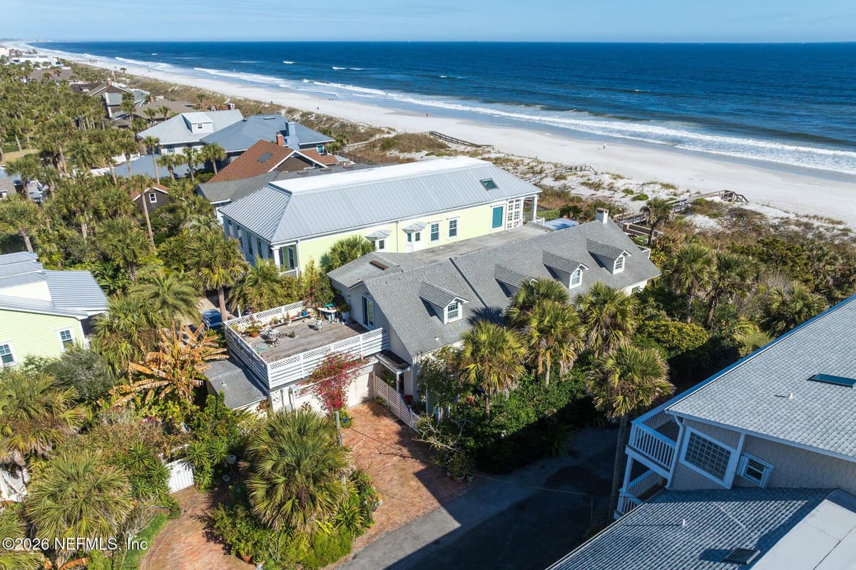 211 BEACH Avenue, Atlantic Beach, FL 32233 3
