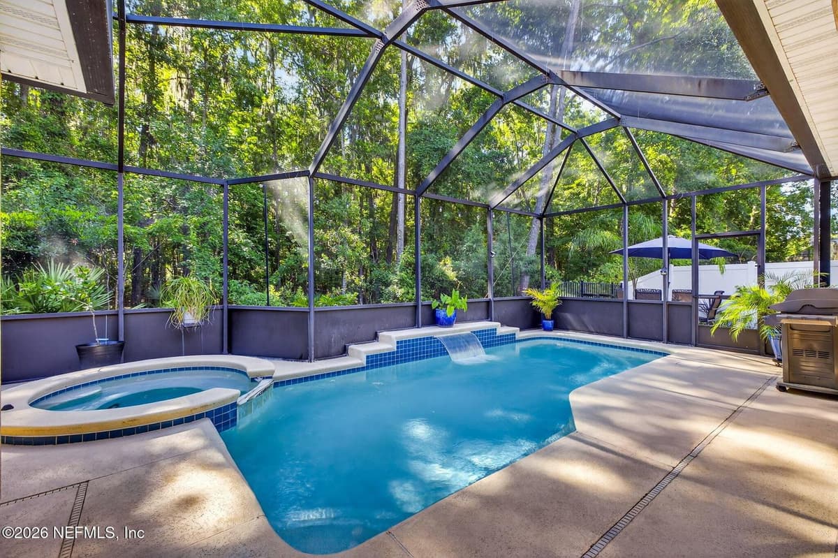 8523 HAMPTON LANDING Drive, Jacksonville, FL 32256 2