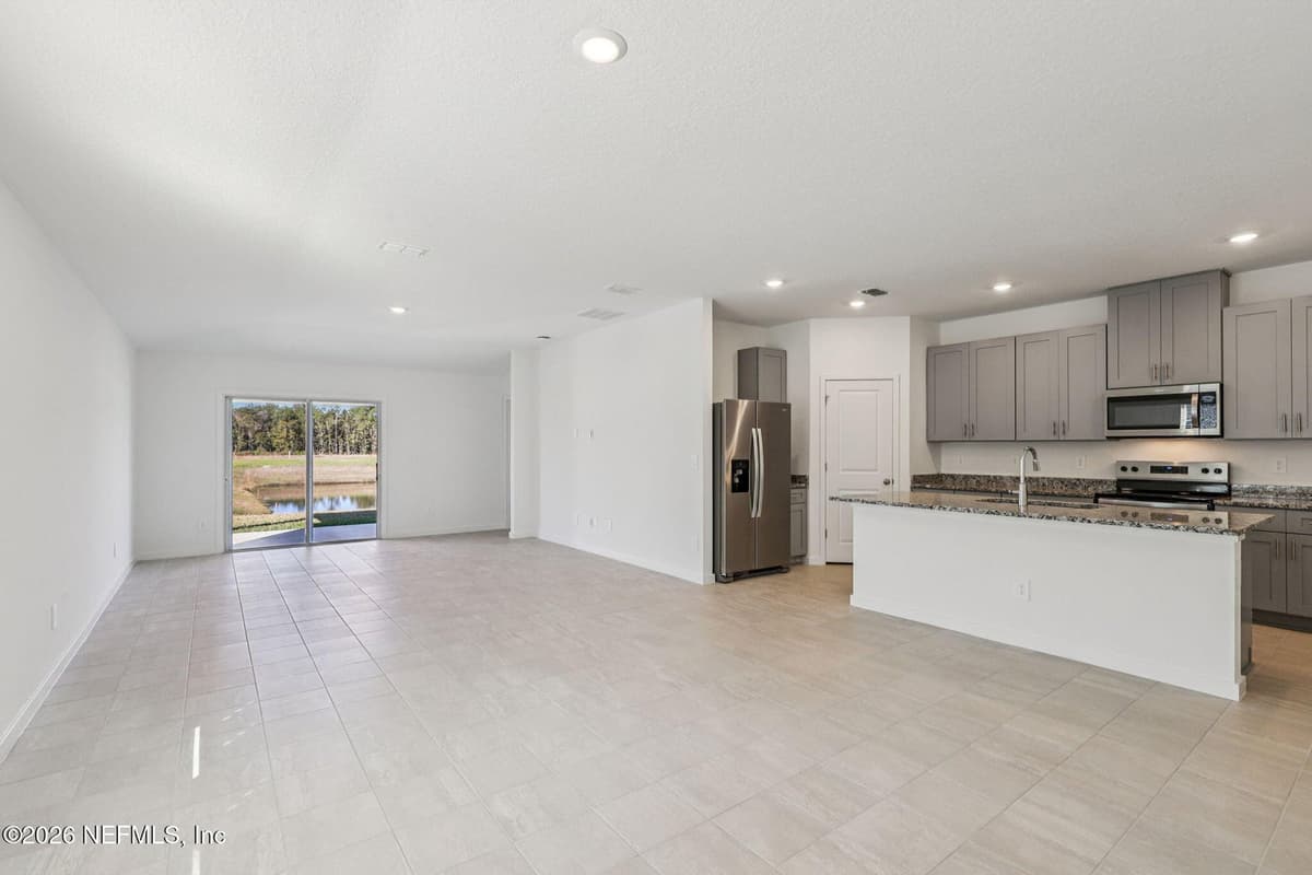 7774 CAHILL Lane, Jacksonville, FL 32219 2