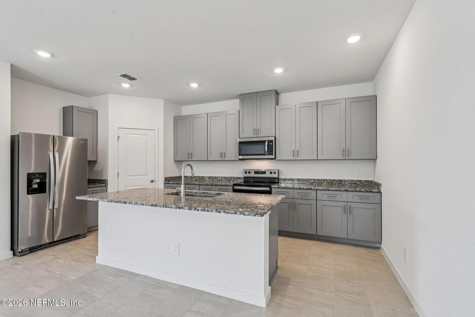 7774 CAHILL Lane, Jacksonville, FL 32219