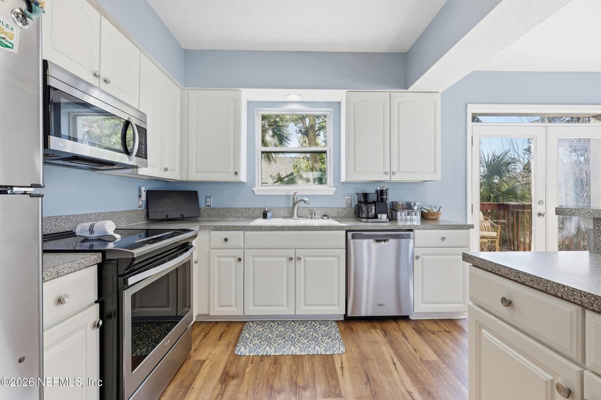 404 9TH Avenue N, Jacksonville Beach, FL 32250 3