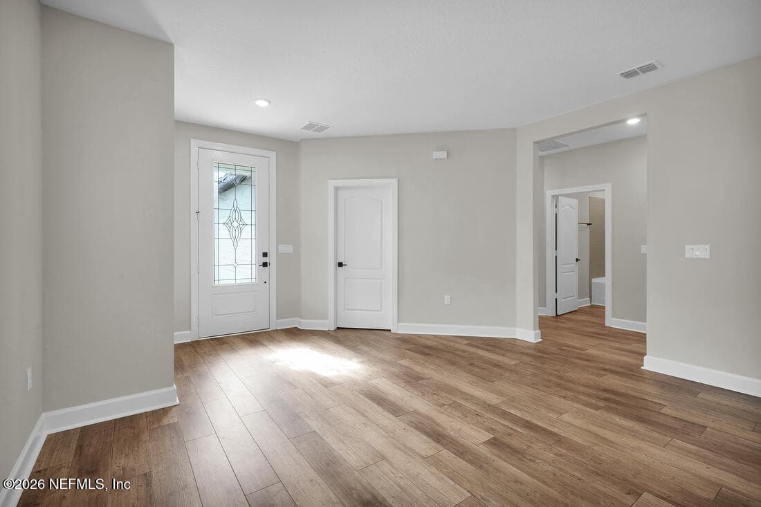 6927 CANOE BIRCH Road, Jacksonville, FL 32219 2