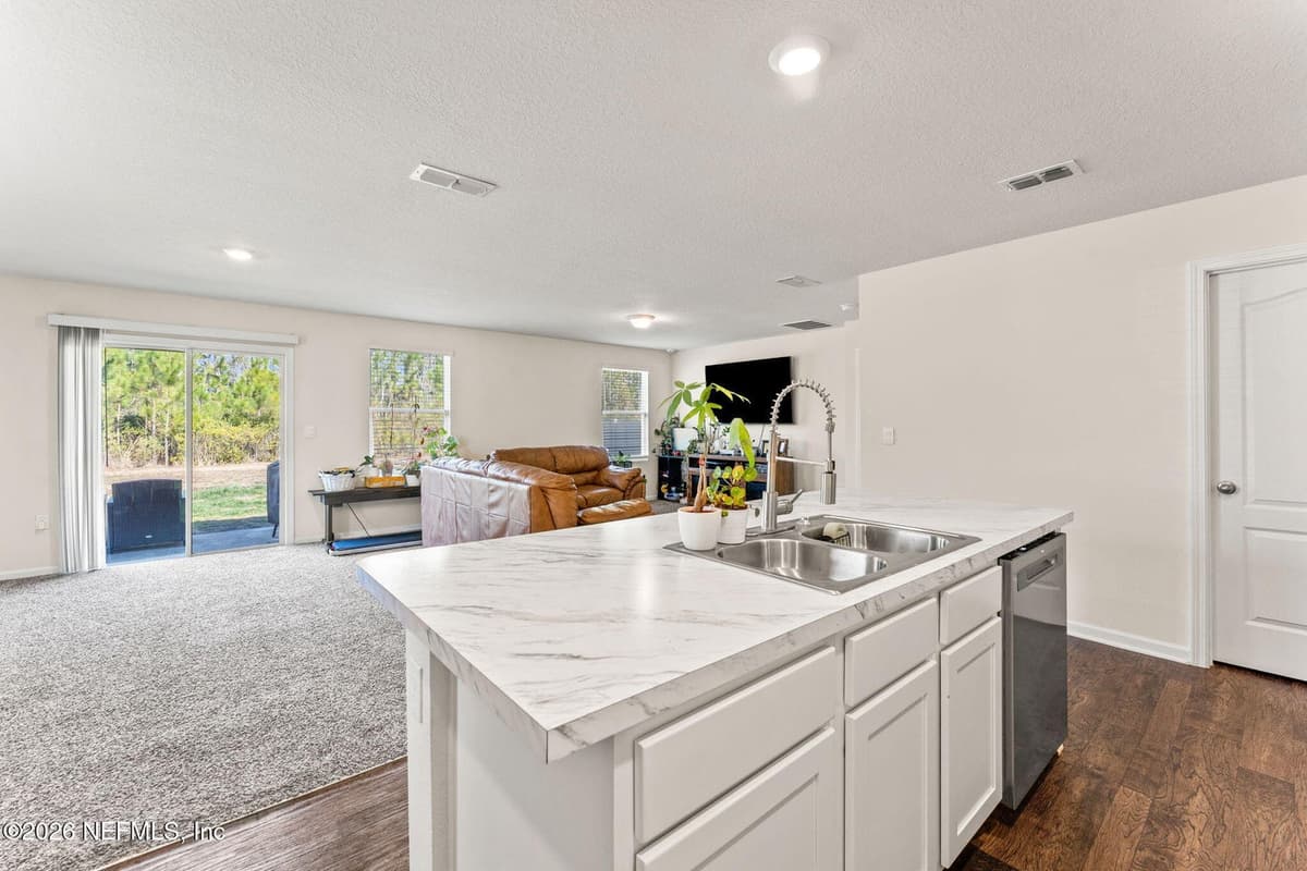 70013 MISTY LAKE Court, Yulee, FL 32097 3