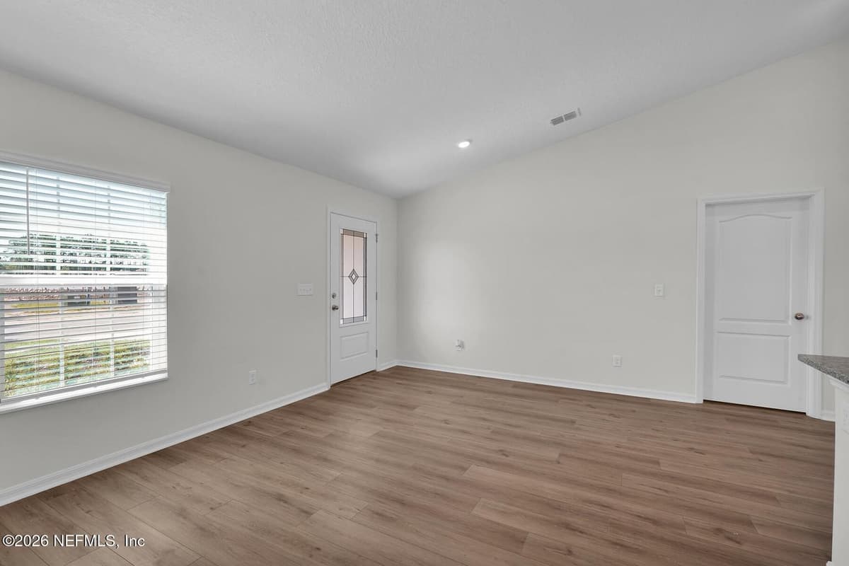 6912 MYRTLE OAK Road, Jacksonville, FL 32219 3