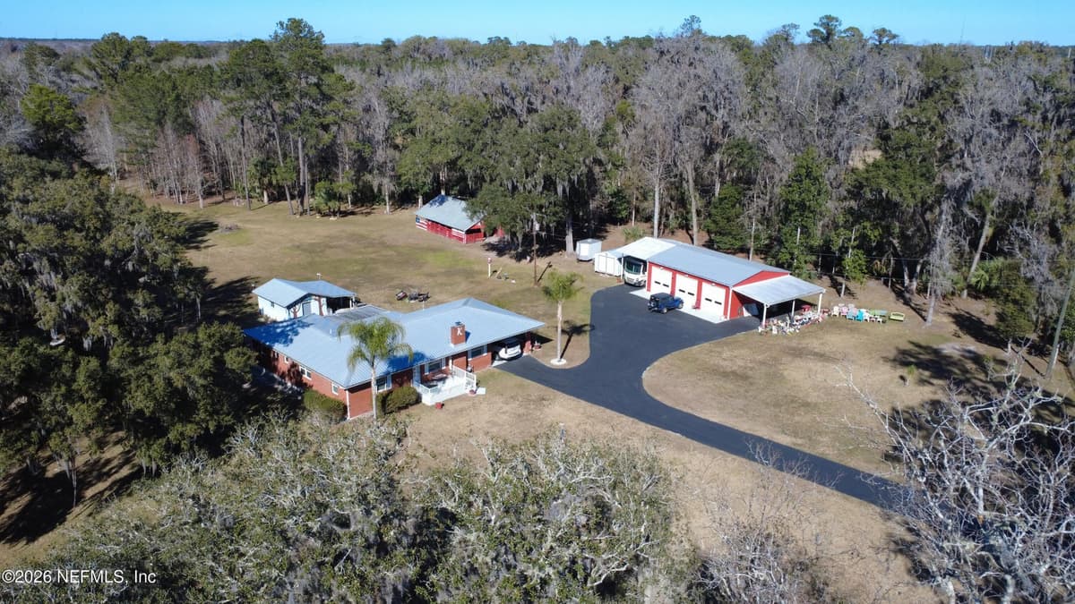 689 S HIGHWAY17, San Mateo, FL 32187 3