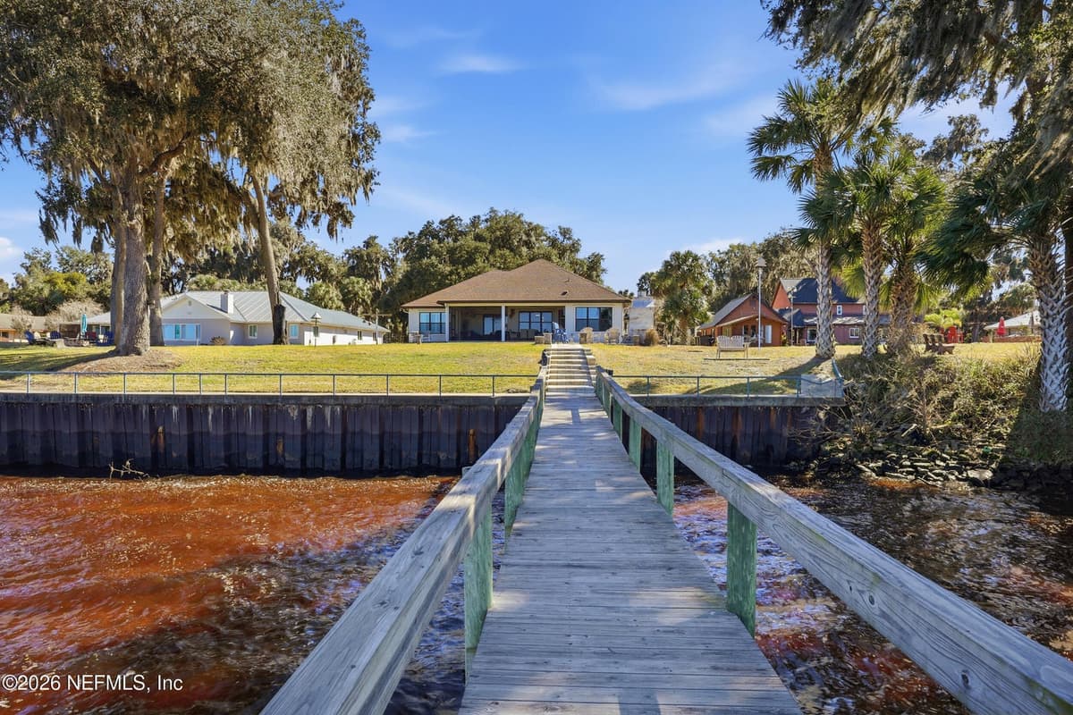 312 MOONSTONE Drive, East Palatka, FL 32131 3