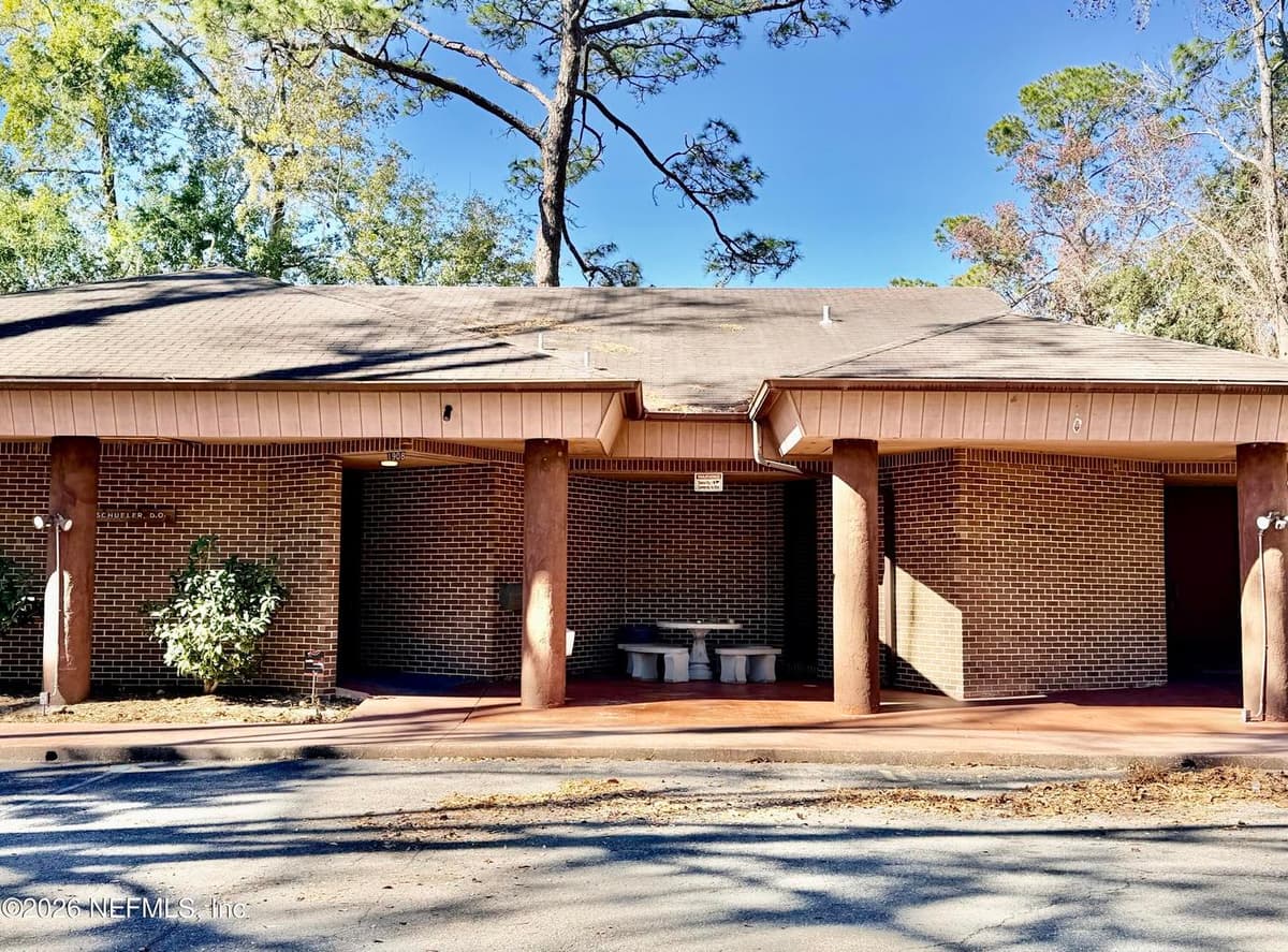 1906 DEBARRY Avenue, Orange Park, FL 32073 3