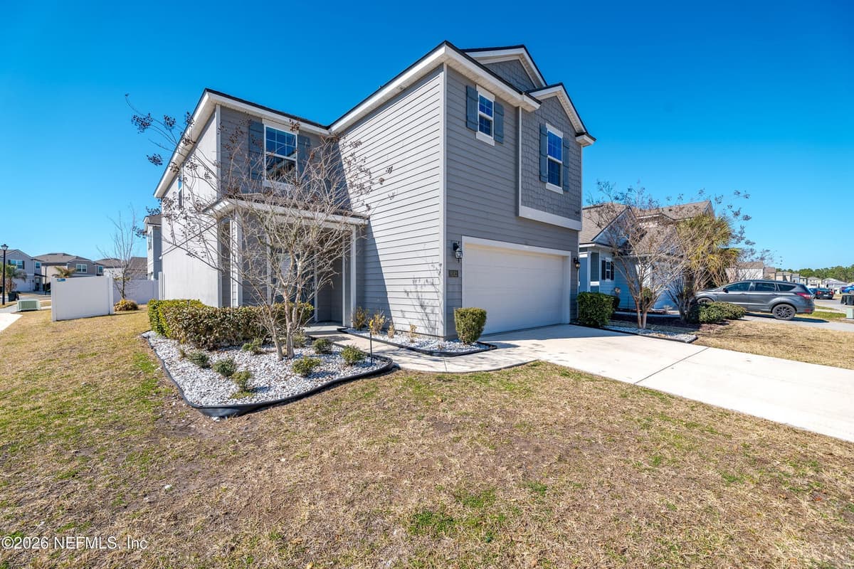 8182 DANCING FOX Street, Jacksonville, FL 32222 2