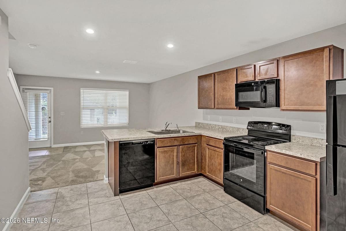 5958 CREEKSIDE CROSSING Drive, Jacksonville, FL 32210 2