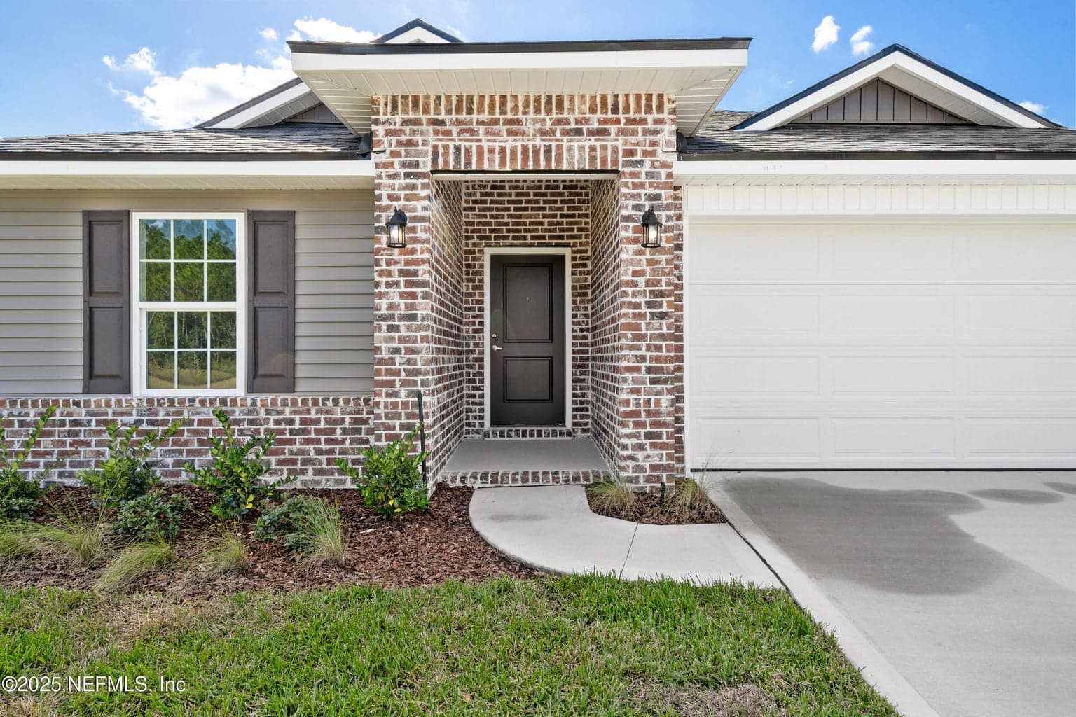 8357 HELMSLEY Boulevard, Jacksonville, FL 32219