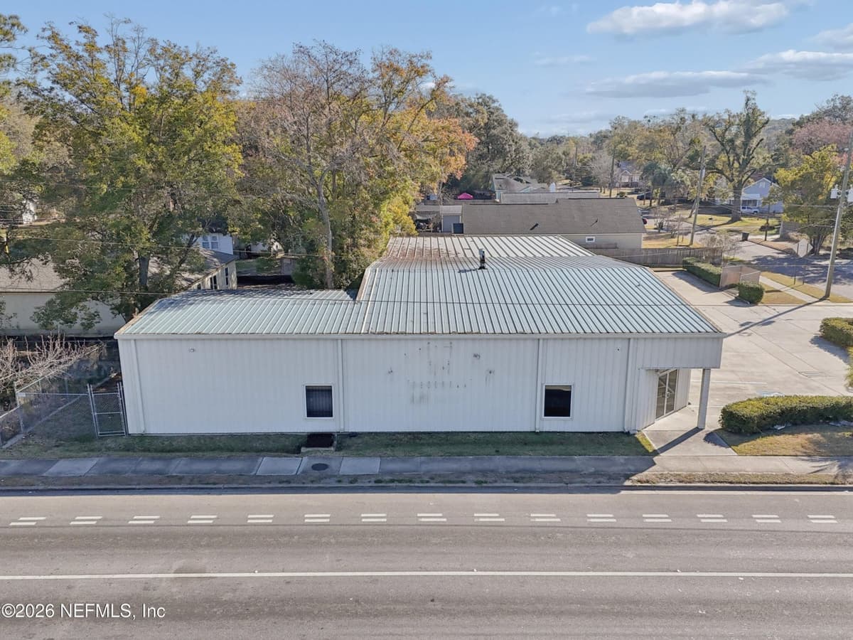 711 CASSAT Avenue, Jacksonville, FL 32205 2
