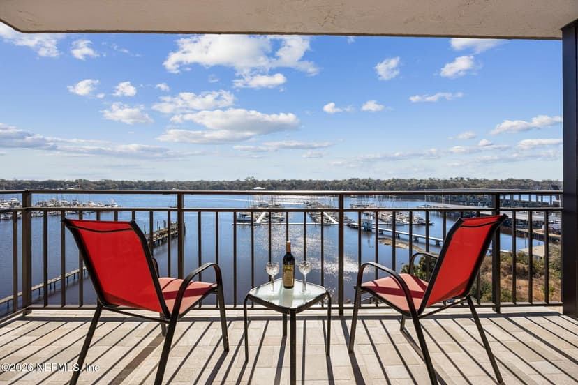 4401 LAKESIDE Drive 804, Jacksonville, FL 32210