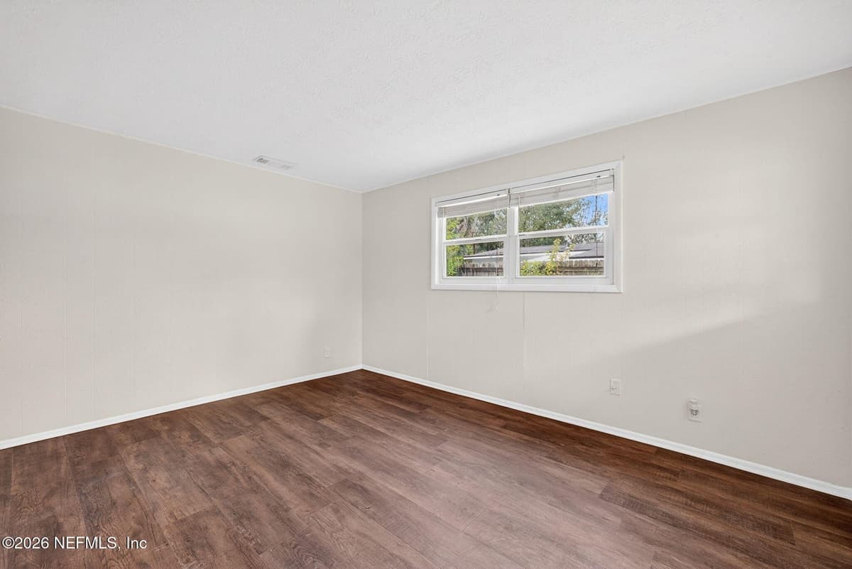 7014 CHRISTOPHER ROBIN Drive, Jacksonville, FL 32210 2