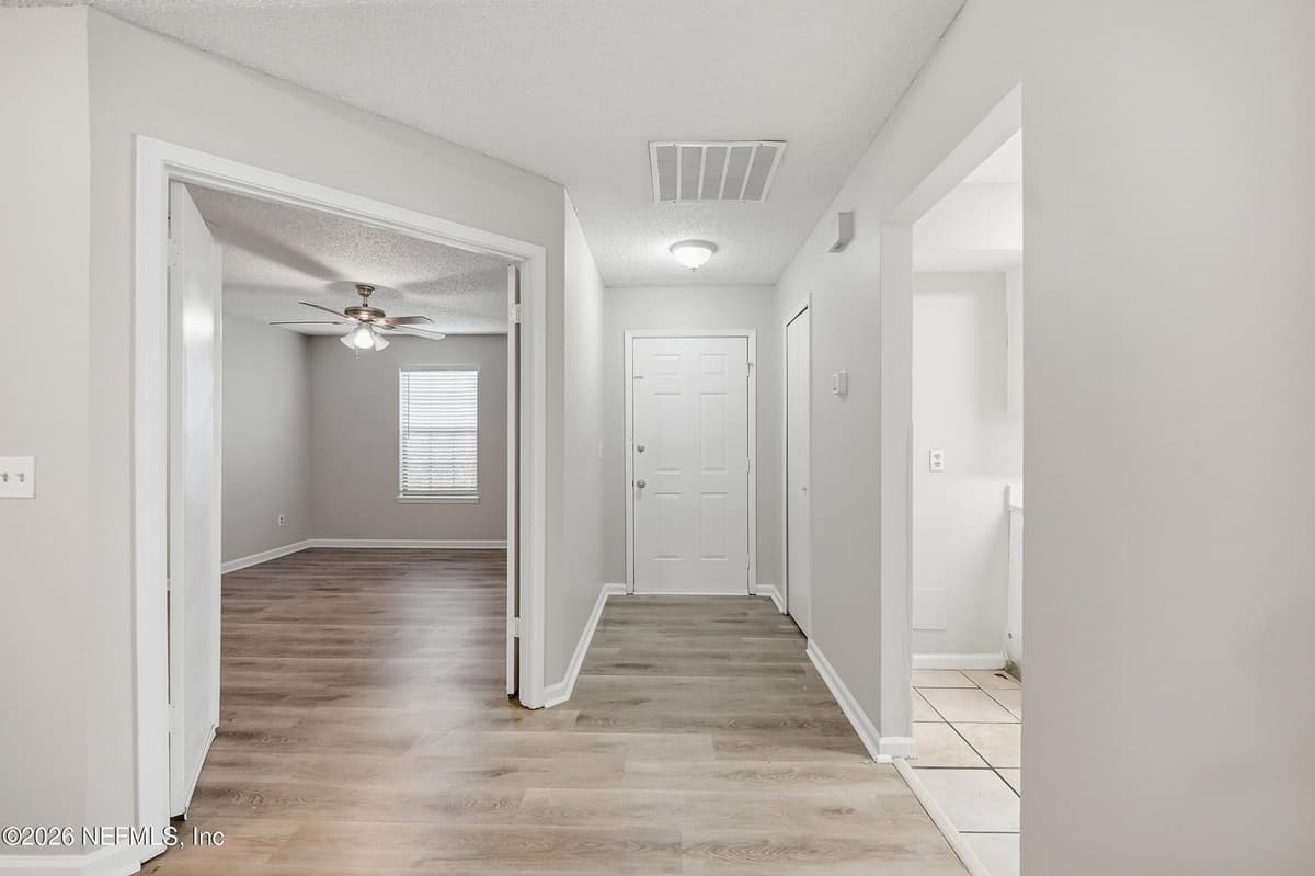 187 ANNANDALE Drive E, Jacksonville, FL 32225 2