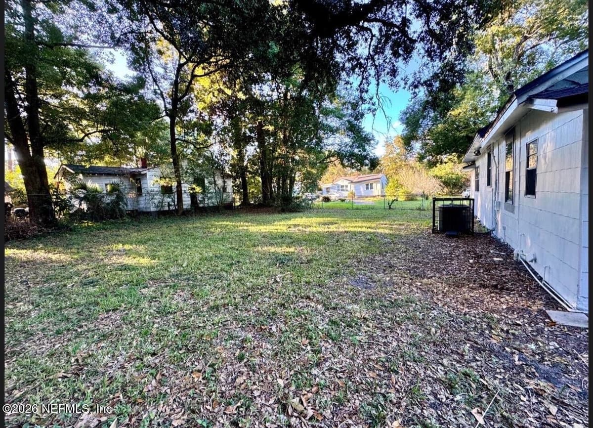 1124 KENMORE Street, Jacksonville, FL 32208 3