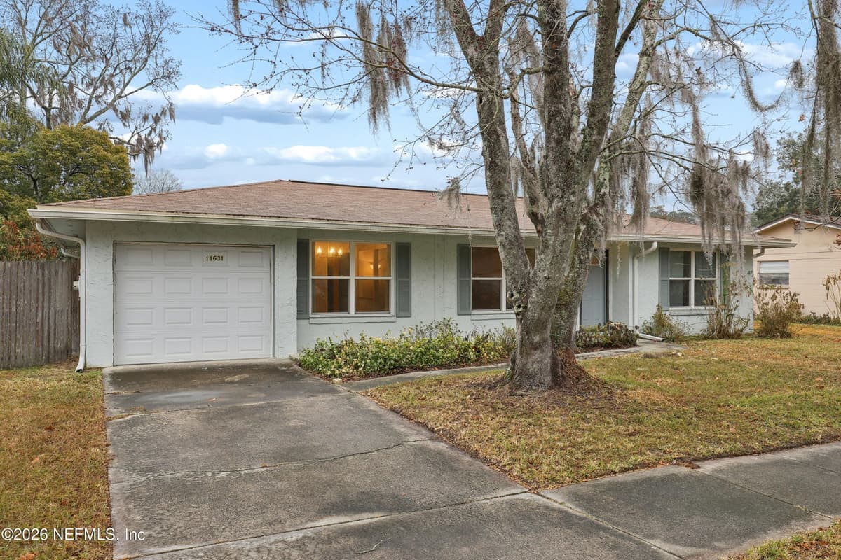 11631 EAST RIDE Drive, Jacksonville, FL 32223 3