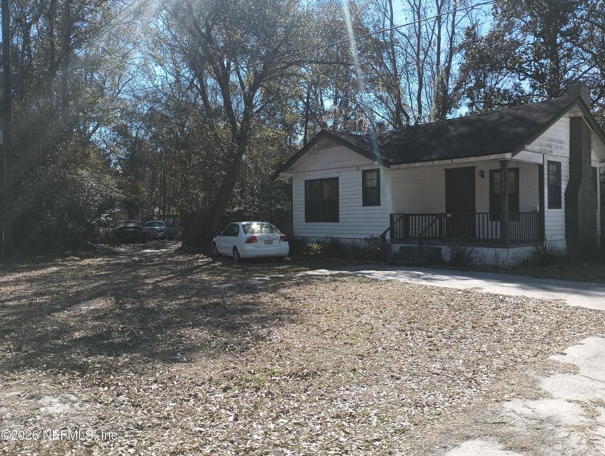 6136 BAGLEY Road, Jacksonville, FL 32209 2