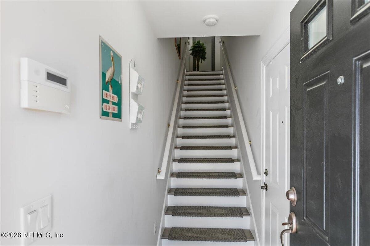 220 PRESIDENTS CUP Way 206, St. Augustine, FL 32092 3