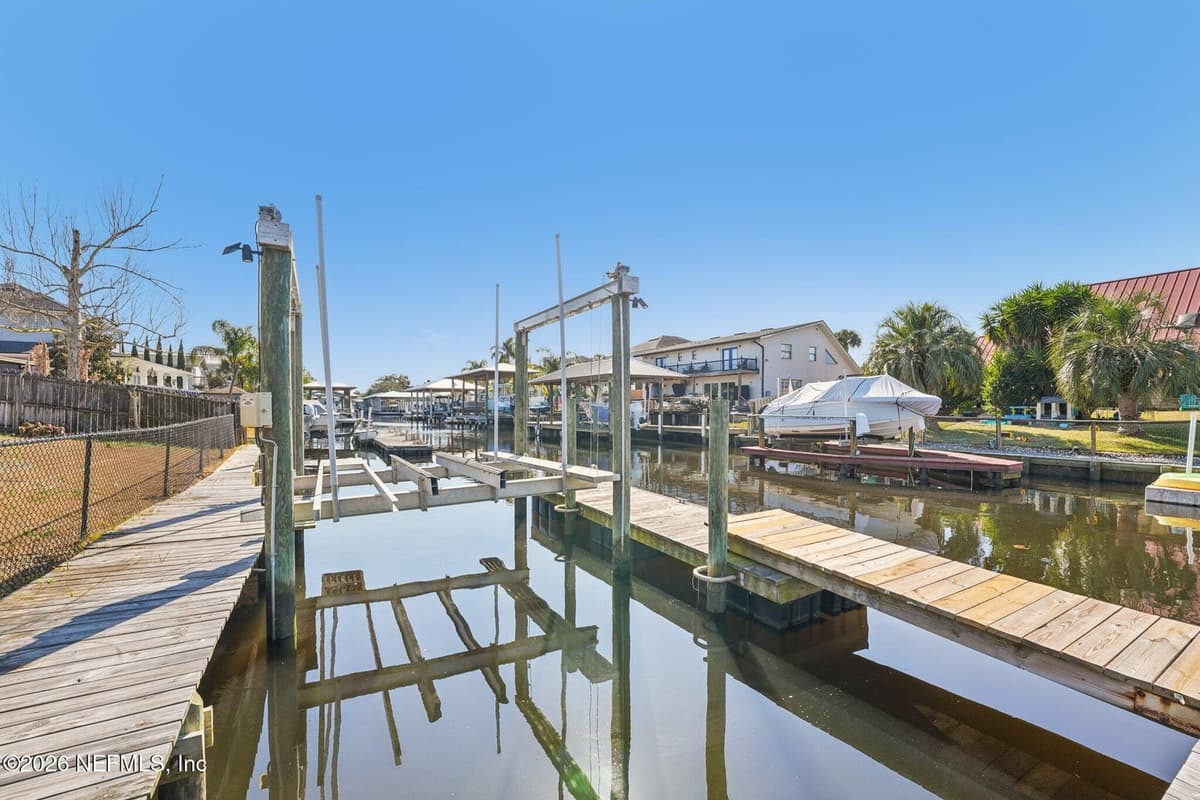 4314 COQUINA Drive, Jacksonville, FL 32250 2
