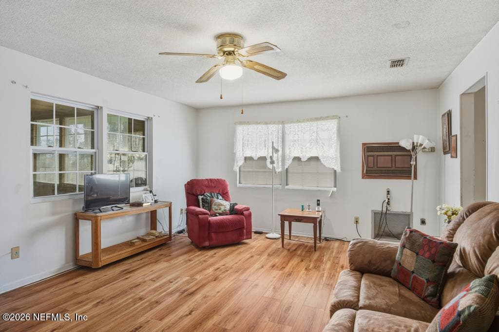 2012 TEAL Lane, Middleburg, FL 32068 3