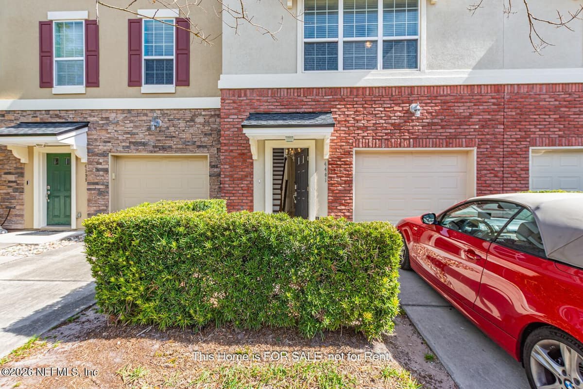 4401 ELLIPSE Drive, Jacksonville, FL 32246 2