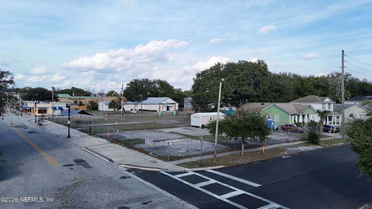 1013 E UNION Street, Jacksonville, FL 32206 3