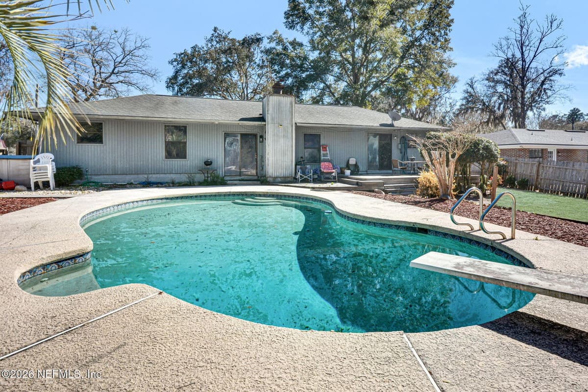 1305 LAKE ASBURY Drive, Green Cove Springs, FL 32043 2