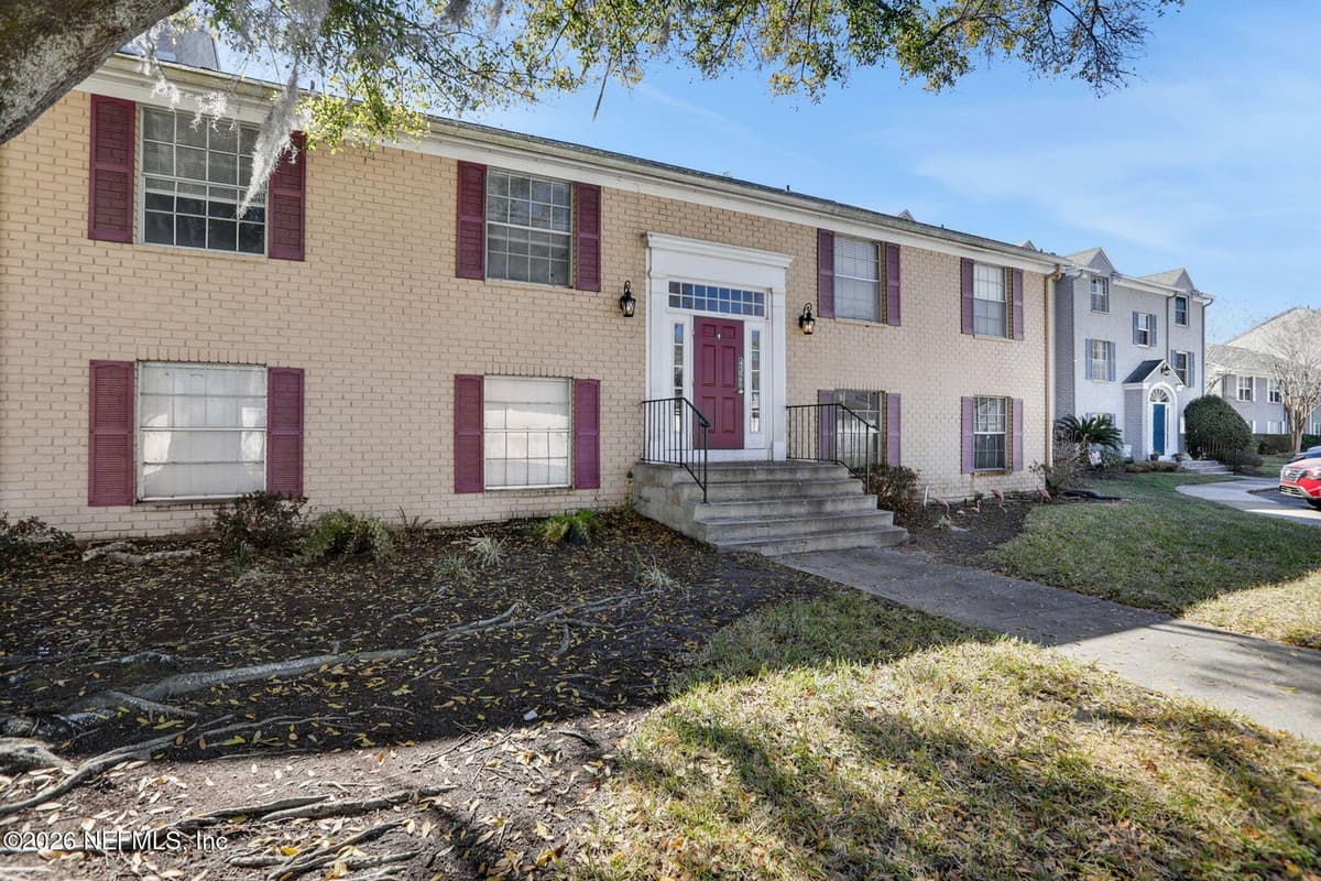 4325 PLAZA GATE Lane S 201, Jacksonville, FL 32217 2