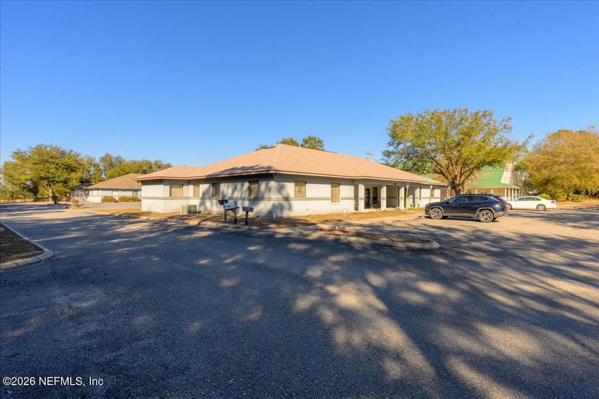 6100 ST. JOHNS AVE Avenue, Palatka, FL 32177 3