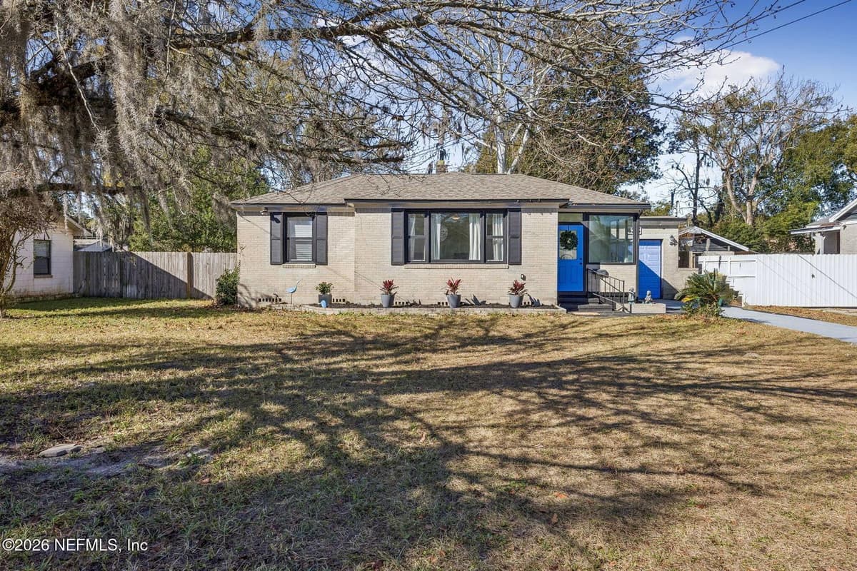 426 AIKEN Road, Jacksonville, FL 32216 2