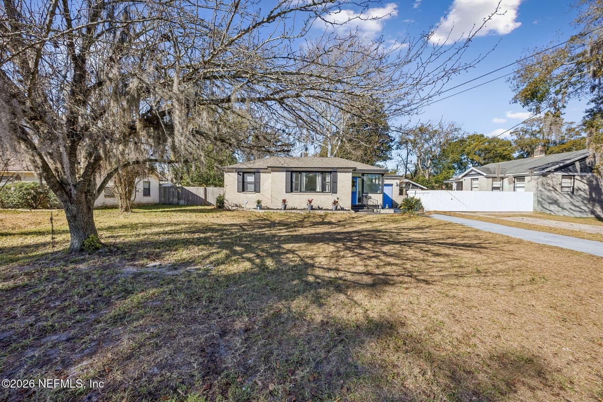 426 AIKEN Road, Jacksonville, FL 32216 3