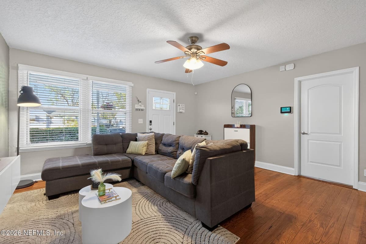 4842 SAPPHO Avenue, Jacksonville, FL 32205 3