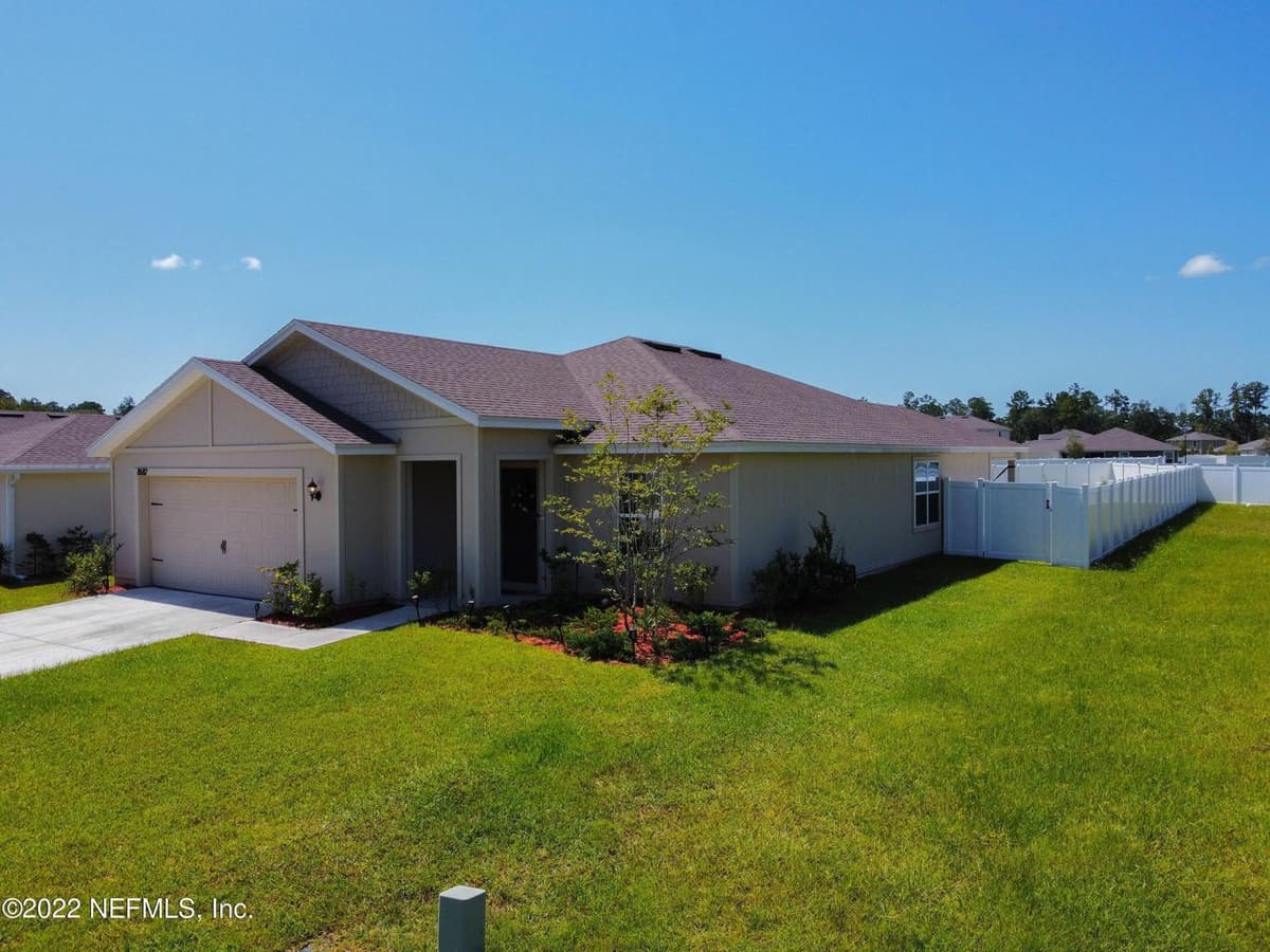 8687 LAKE GEORGE Circle W, Macclenny, FL 32063 3