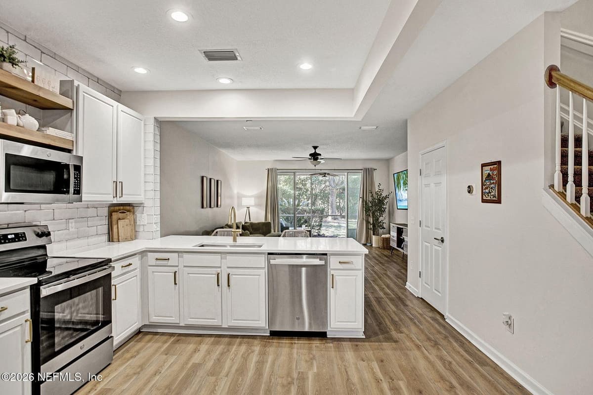 13255 STONE POND Drive, Jacksonville, FL 32224 3