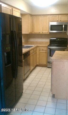 445 NEWPORT Drive, Orange Park, FL 32073 3
