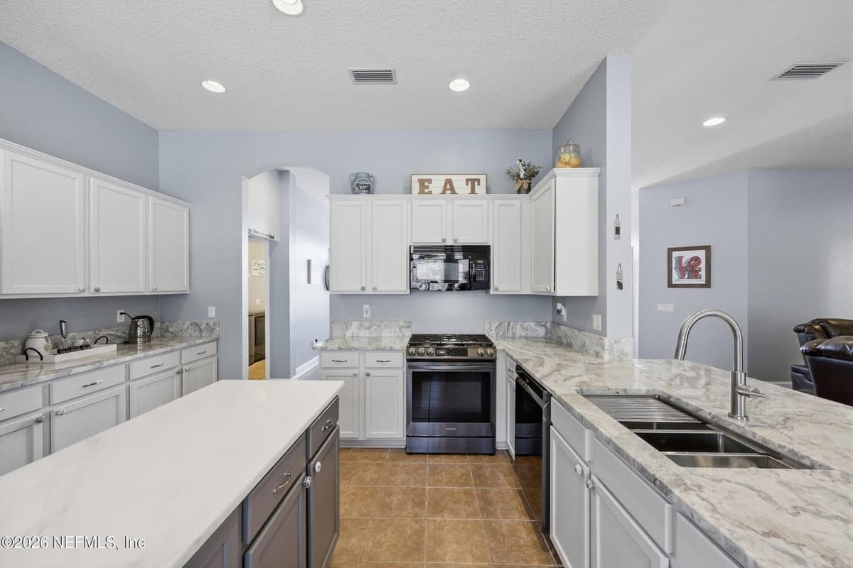 44808 GREEN MEADOWS Lane, Callahan, FL 32011 3