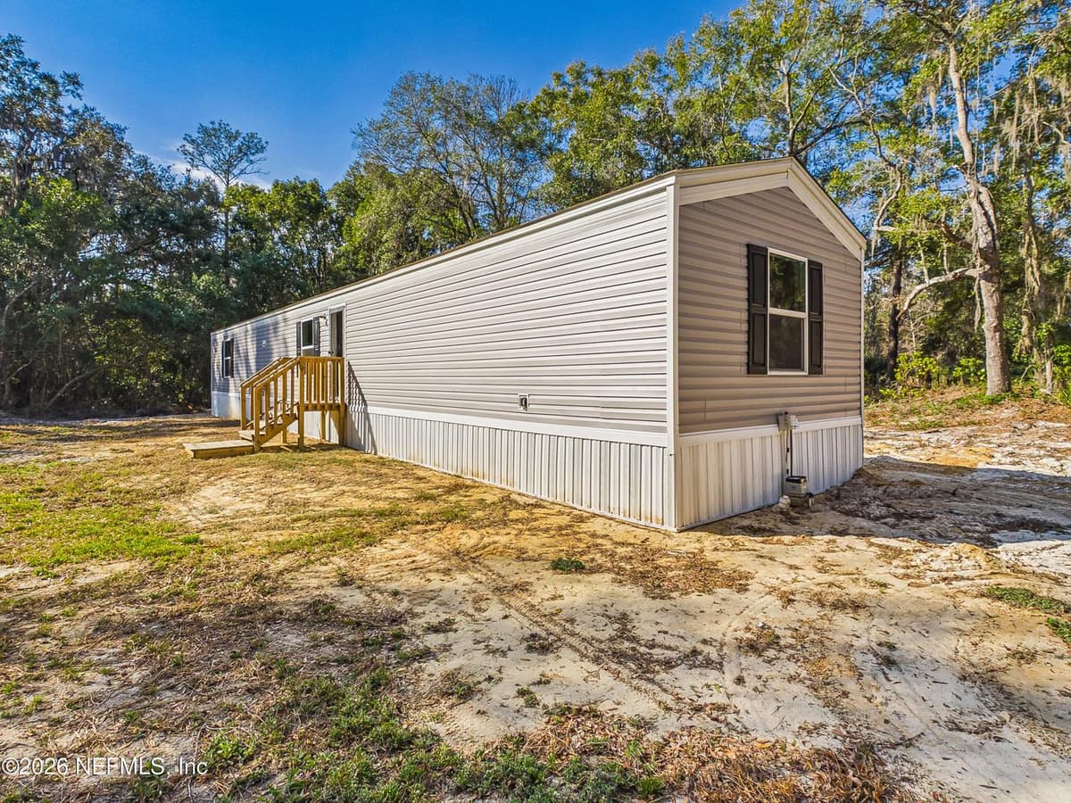 22816 SE 64TH PLACE Avenue, Hawthorne, FL 32640 2