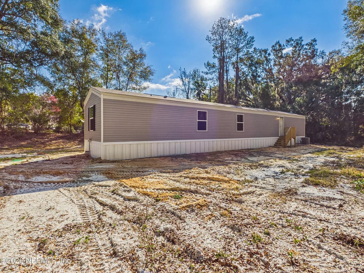 22816 SE 64TH PLACE Avenue, Hawthorne, FL 32640 3