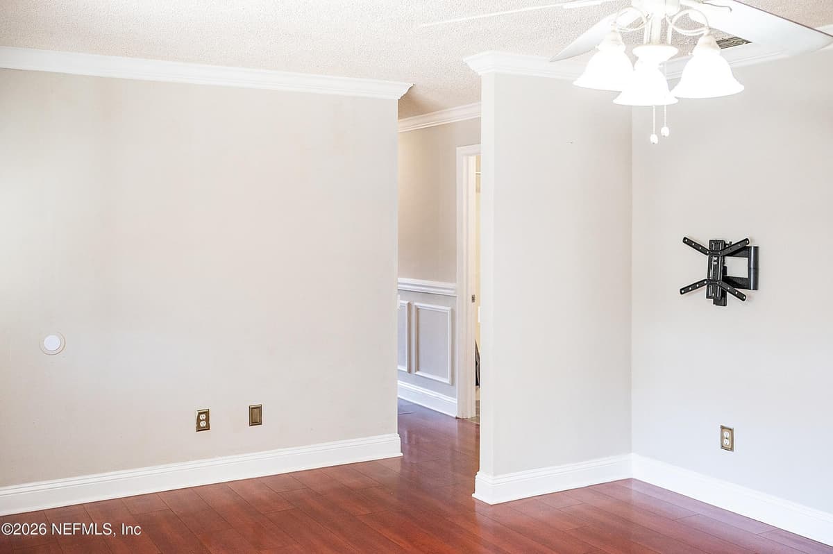 130 ROBERTS Boulevard, Satsuma, FL 32189 3