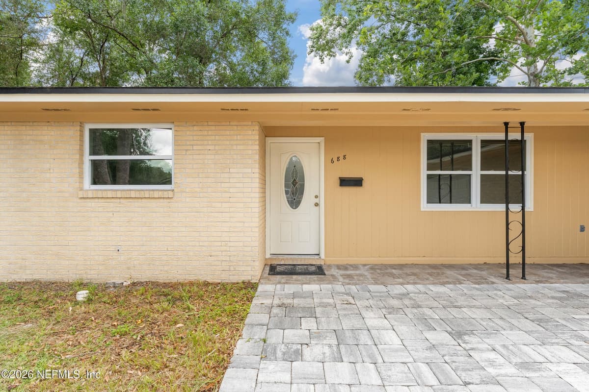 688 CLAIRE Lane, Orange Park, FL 32073 3