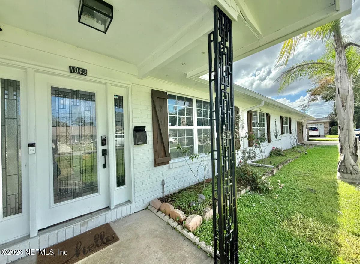 1042 JAMAICA Road E, Jacksonville, FL 32216 2
