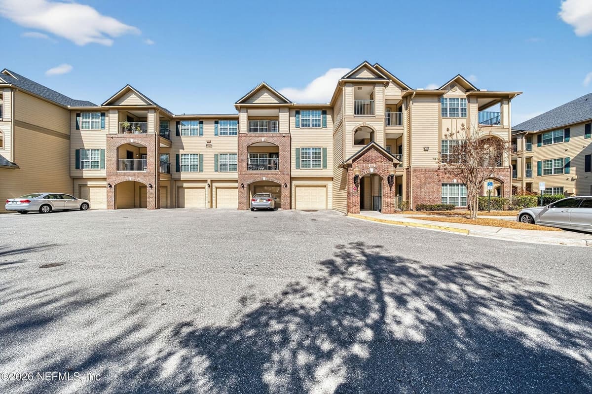 7800 POINT MEADOWS Drive 934, Jacksonville, FL 32256 3