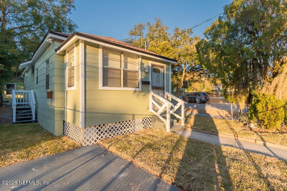 355 PHELPS Street, Jacksonville, FL 32206 3