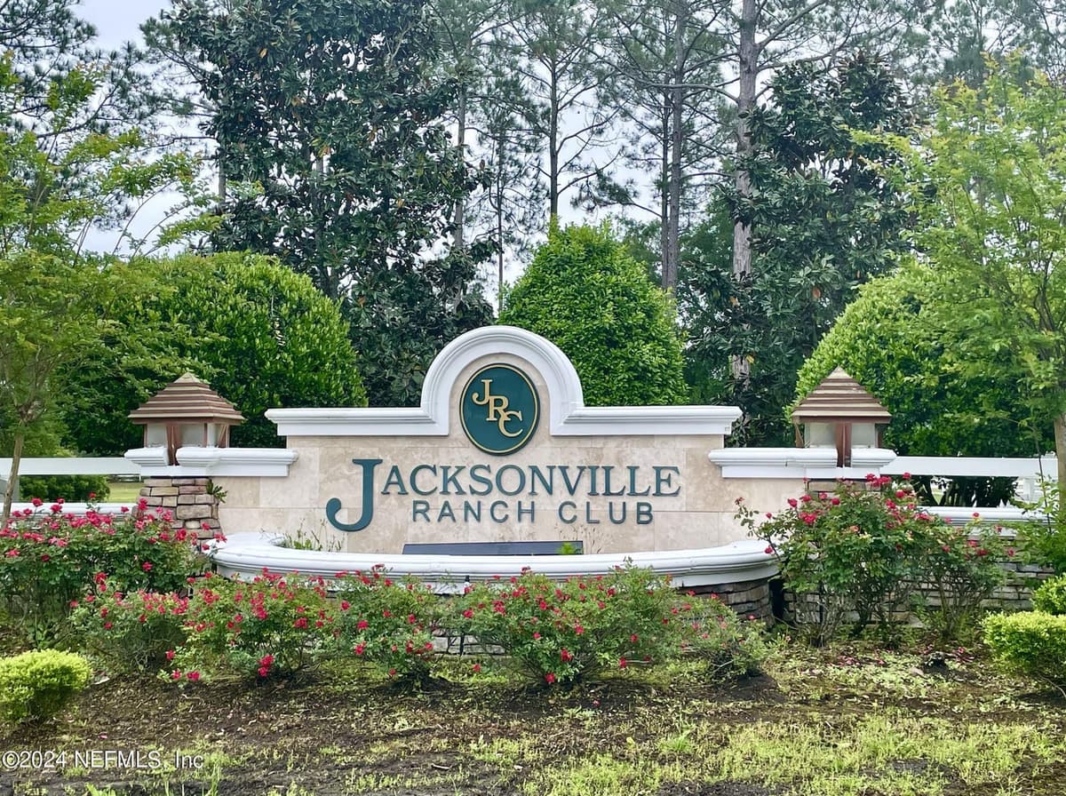 10105 BREAKAWAY Court, Jacksonville, FL 32219 2