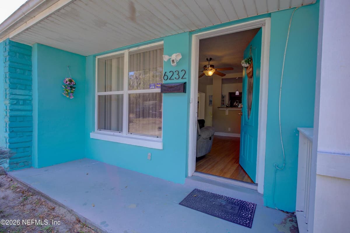 6232 SPRING FOREST Circle, Jacksonville, FL 32216 2