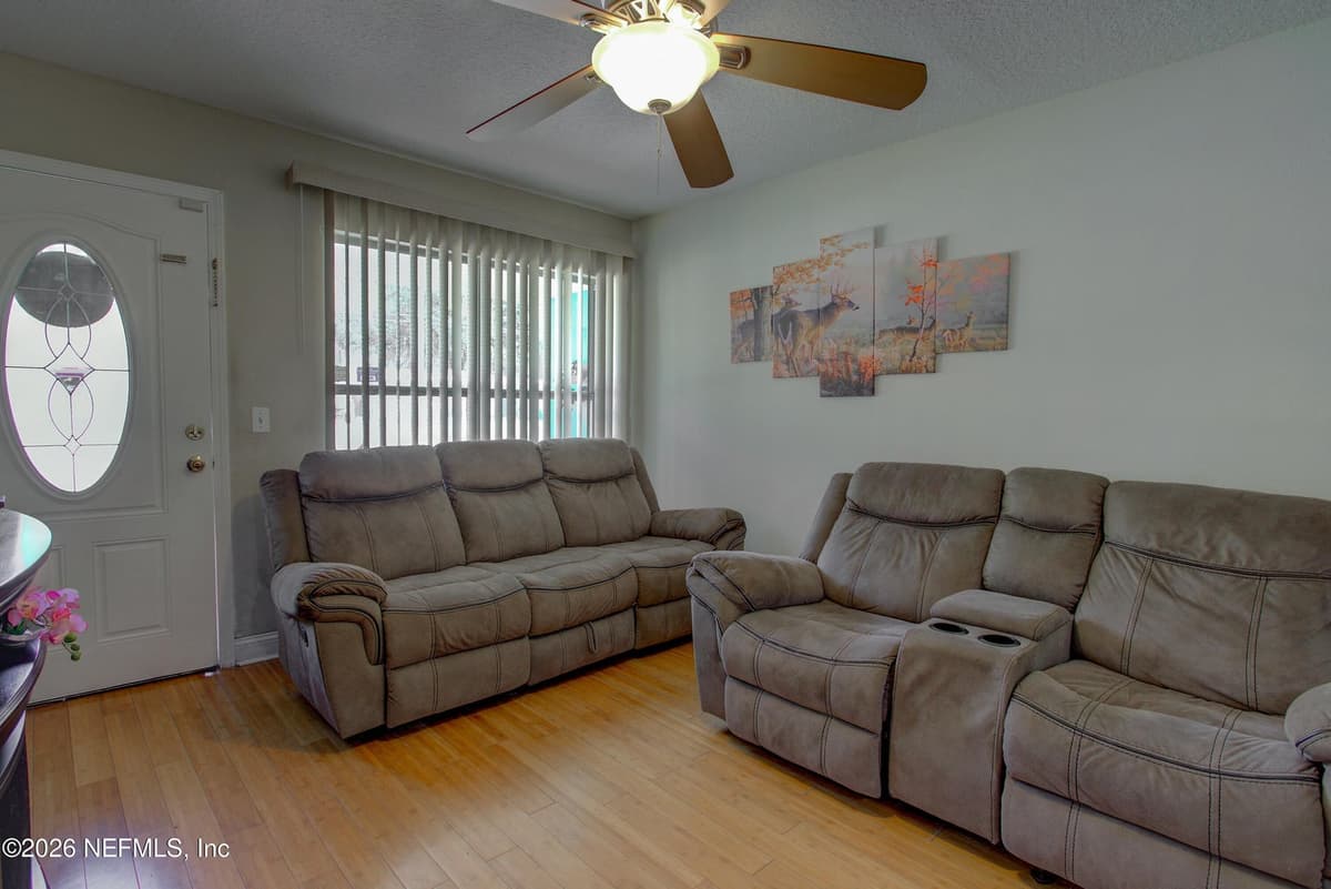 6232 SPRING FOREST Circle, Jacksonville, FL 32216 3